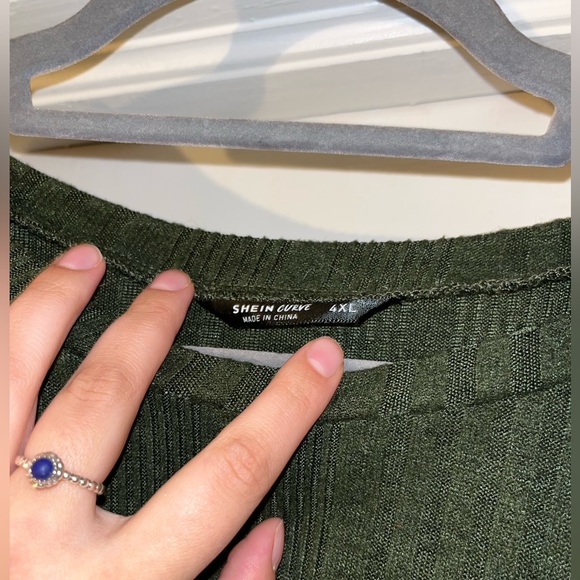 💚Cropped green shein sweater 💚 - Picture 2 of 2